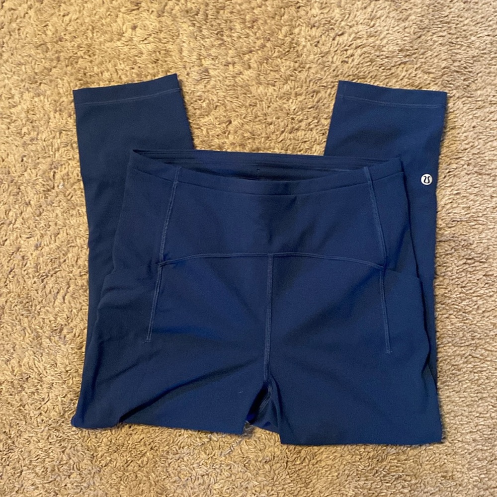 Women's Lululemon Cropped Workout Tights
